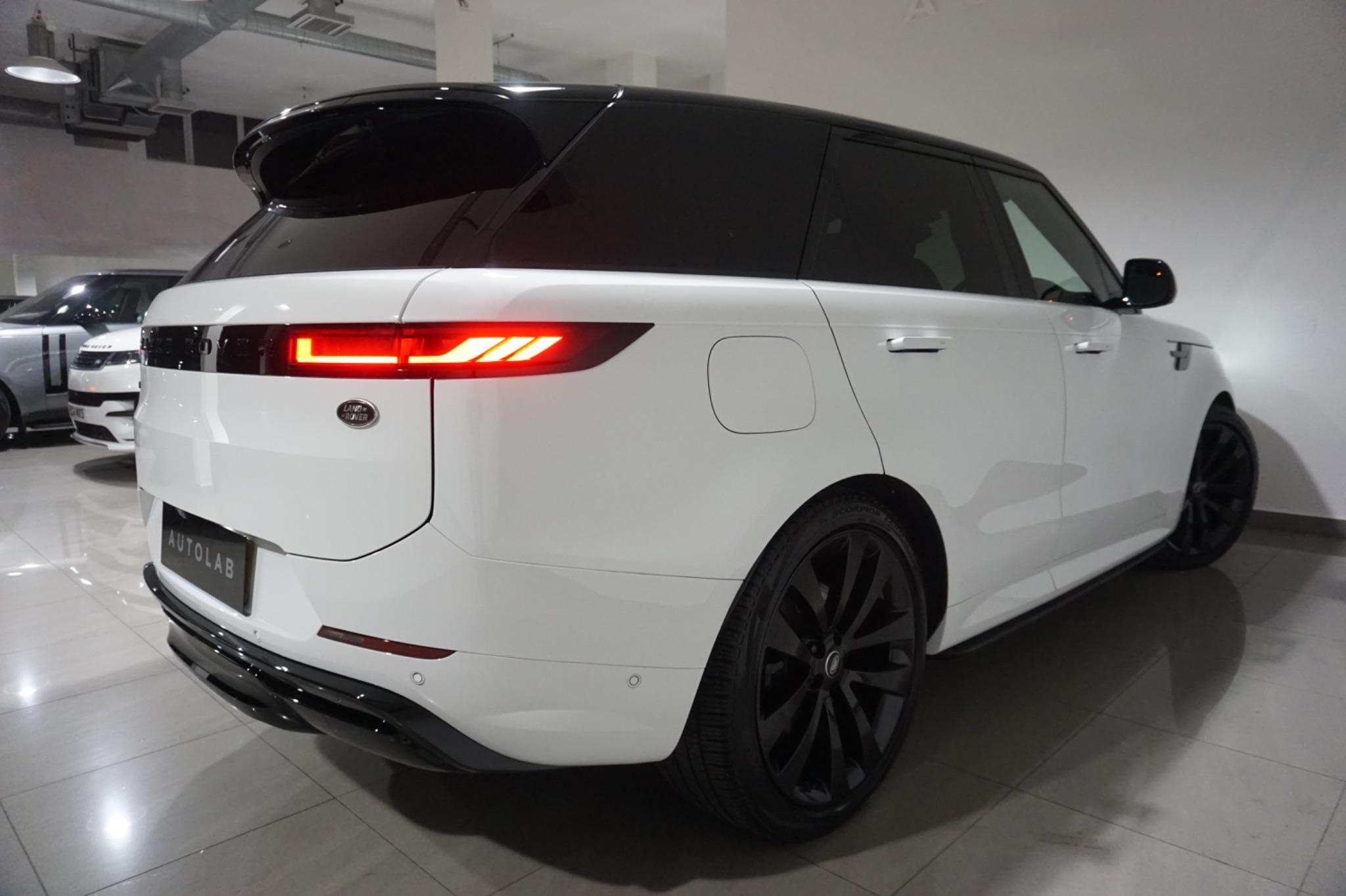 Land Rover Range Rover Sport 3.0 D300 MHEV Dynamic SE Auto 4WD Euro 6 (s/s) 5dr